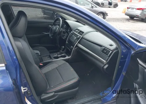 2015 Toyota Camry Se z USA, uszkodzony, nr VIN 4T1BF1FK6FU900601